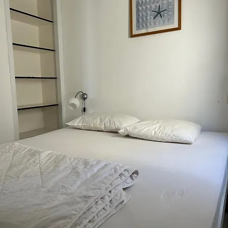 Mooie Plek Direct Aan Het In Zuid Frankrijk