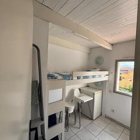Mooie Plek Direct Aan Het In Zuid Frankrijk Daire *