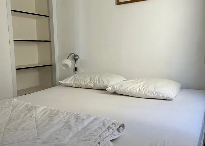 Mooie Plek Direct Aan Het In Zuid Frankrijk